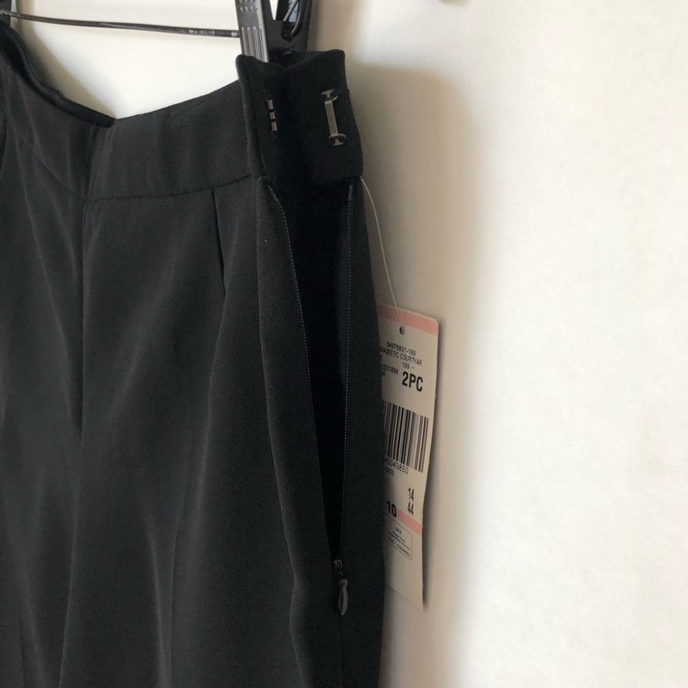 Le Suit Black Tuxedo Blazer and Pants Set - Picture 13 of 15